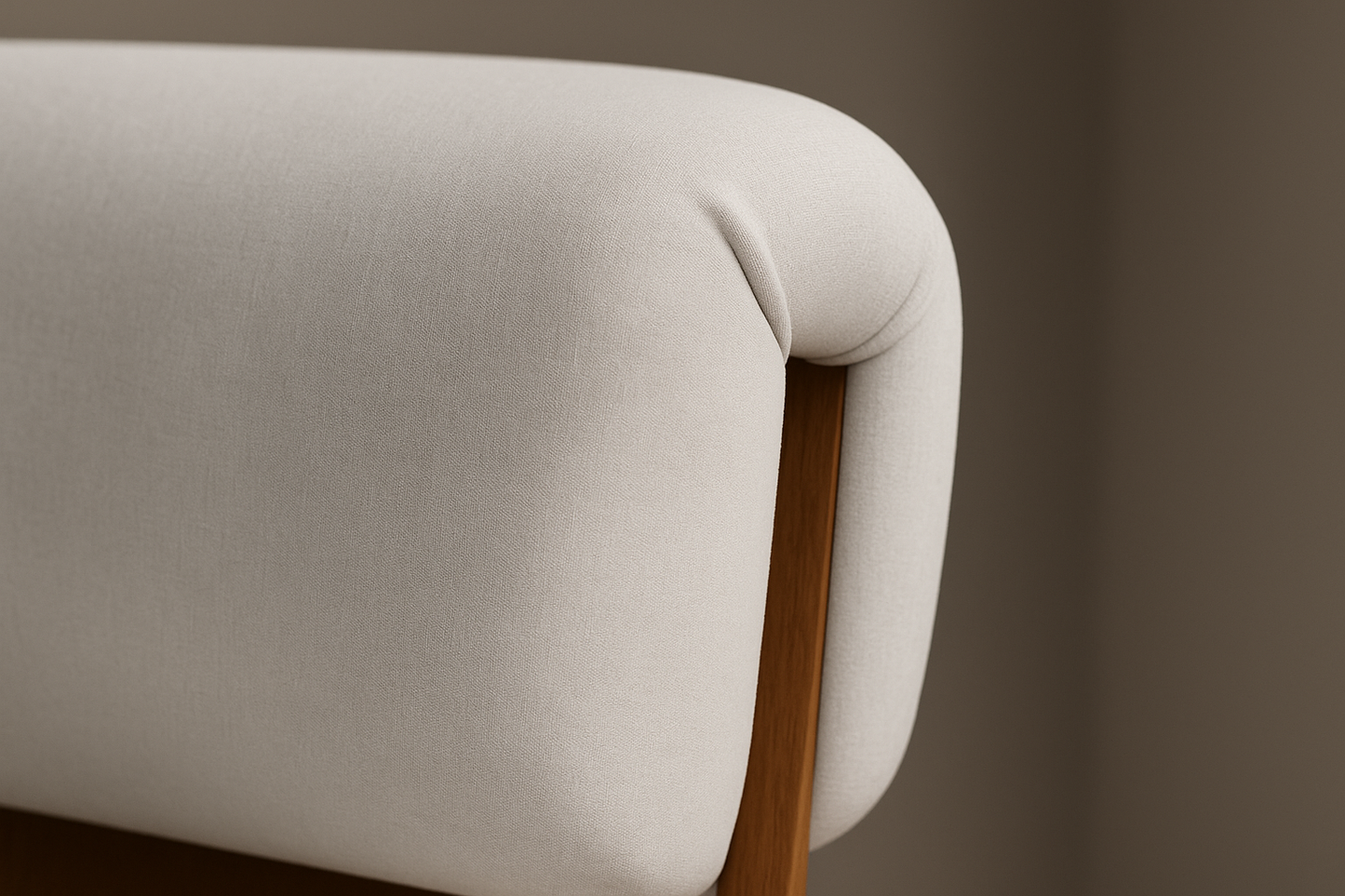 Eira Chair