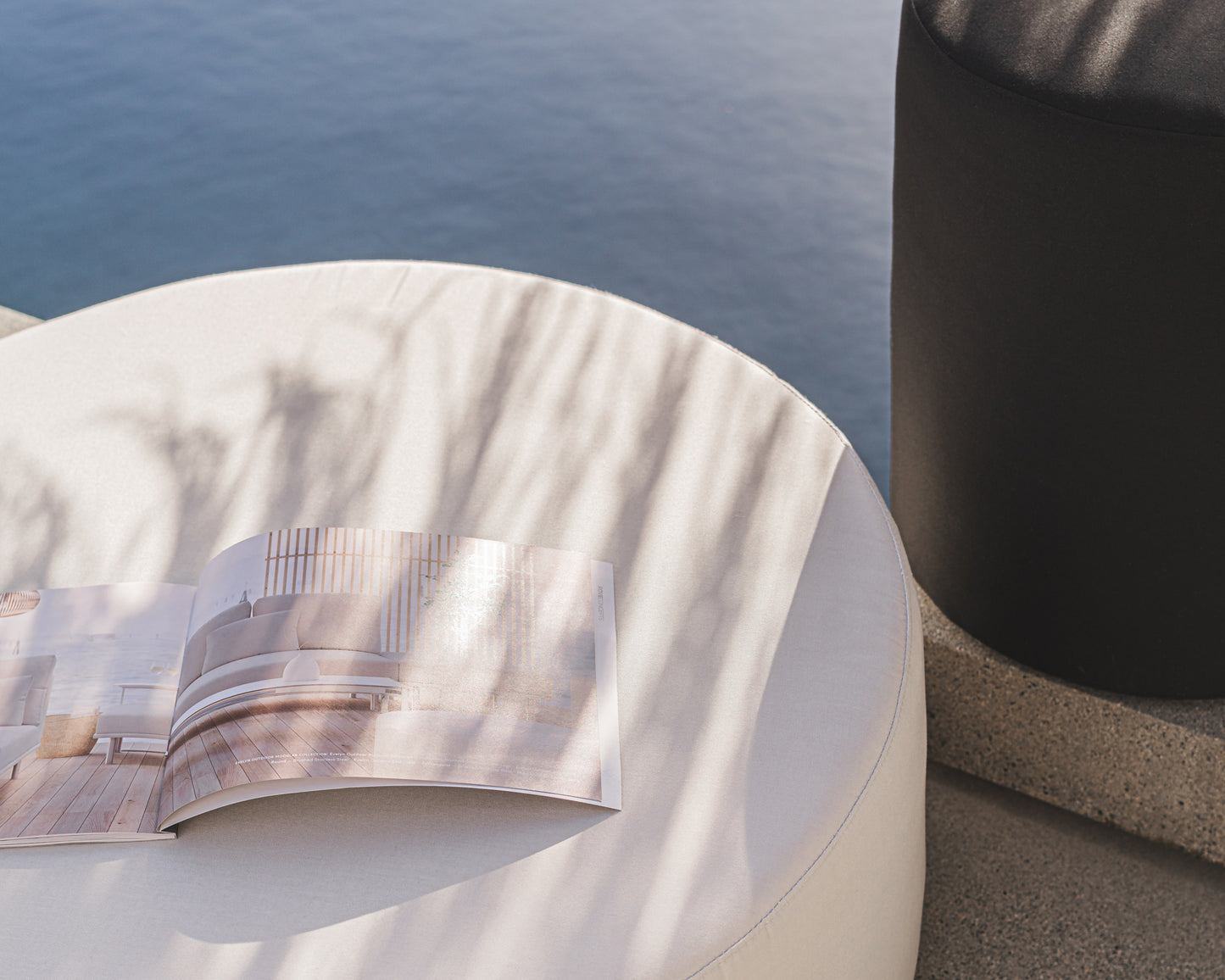 Outdoor Dresden Scene featuring Outdoor Nova poufs in arcadia and palisades